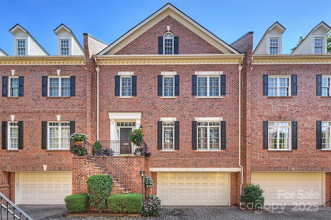 318 S Laurel Ave., Charlotte, NC 28207