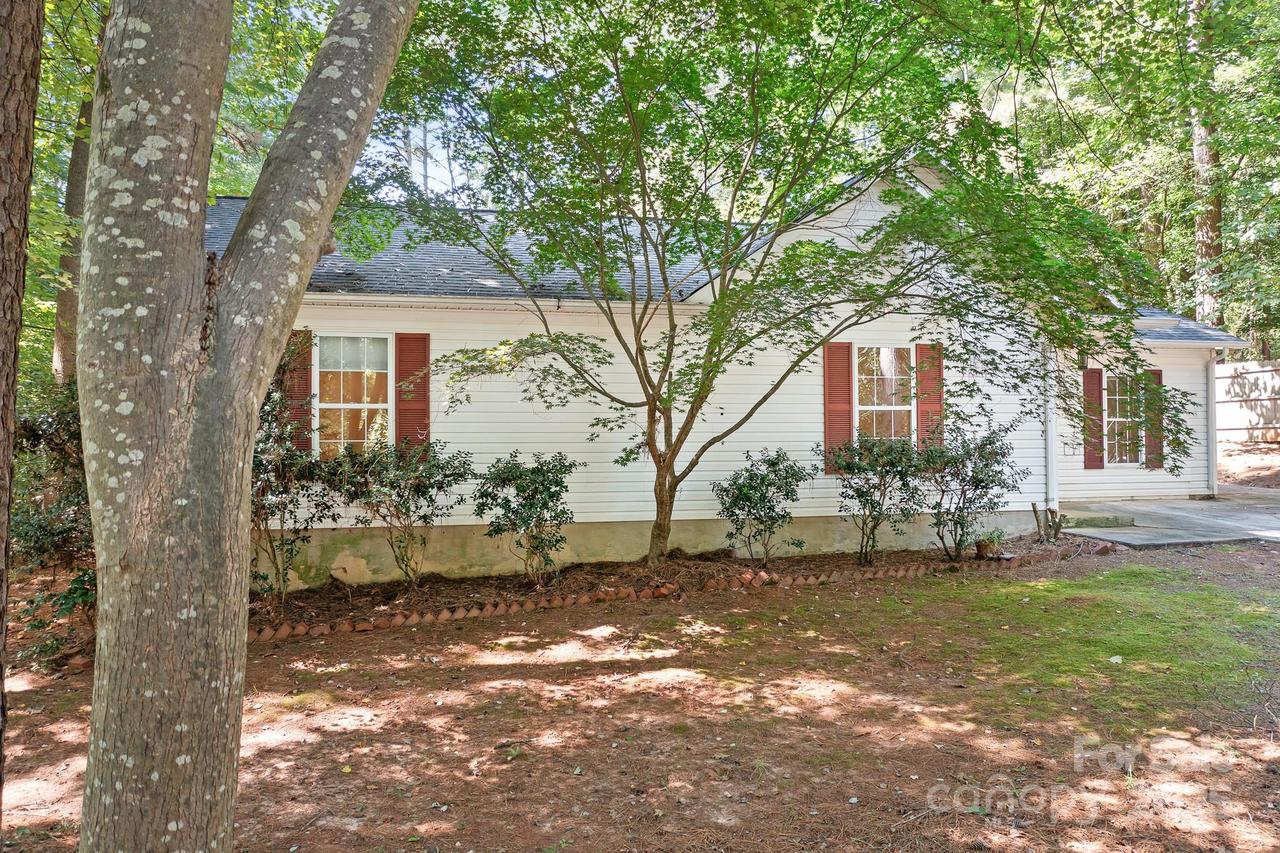 134 Mills Valley Dr., Mooresville, NC 28117