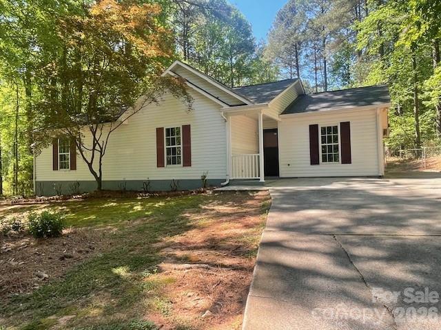 134 Mills Valley Dr., Mooresville, NC 28117