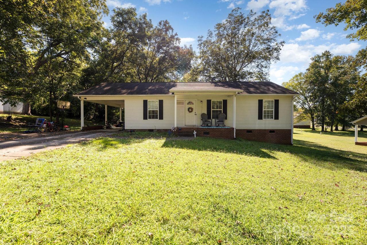 216 S Oak Gq St., Salisbury, NC 28146