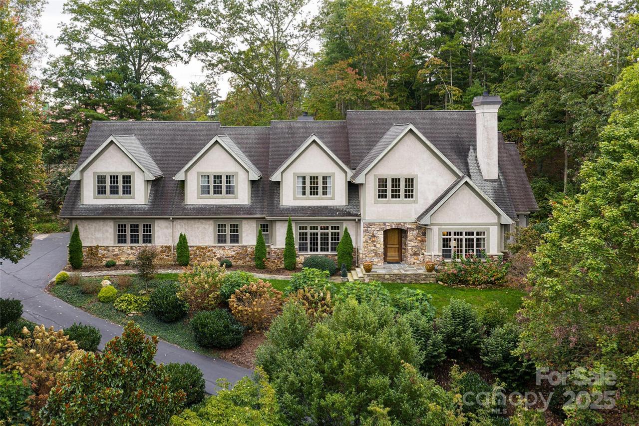 53 Cedar Hill Dr., Asheville, NC 28803