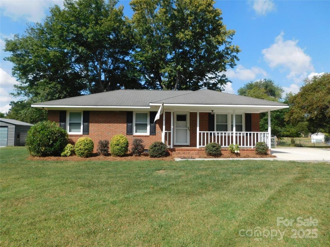 2222 Honeycutt Simpson Rd., Monroe, NC 28110