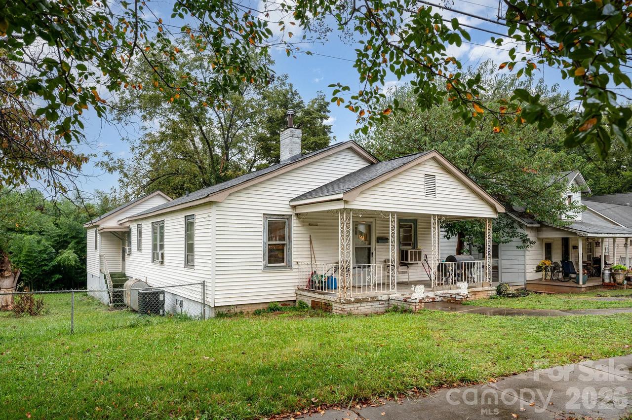 2428 Booker Ave., Charlotte, NC 28216
