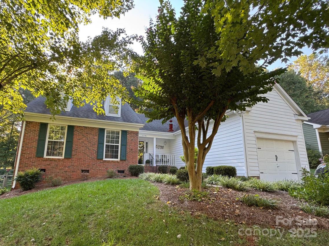 11106 Pale Hickory Ln., Charlotte, NC 28215