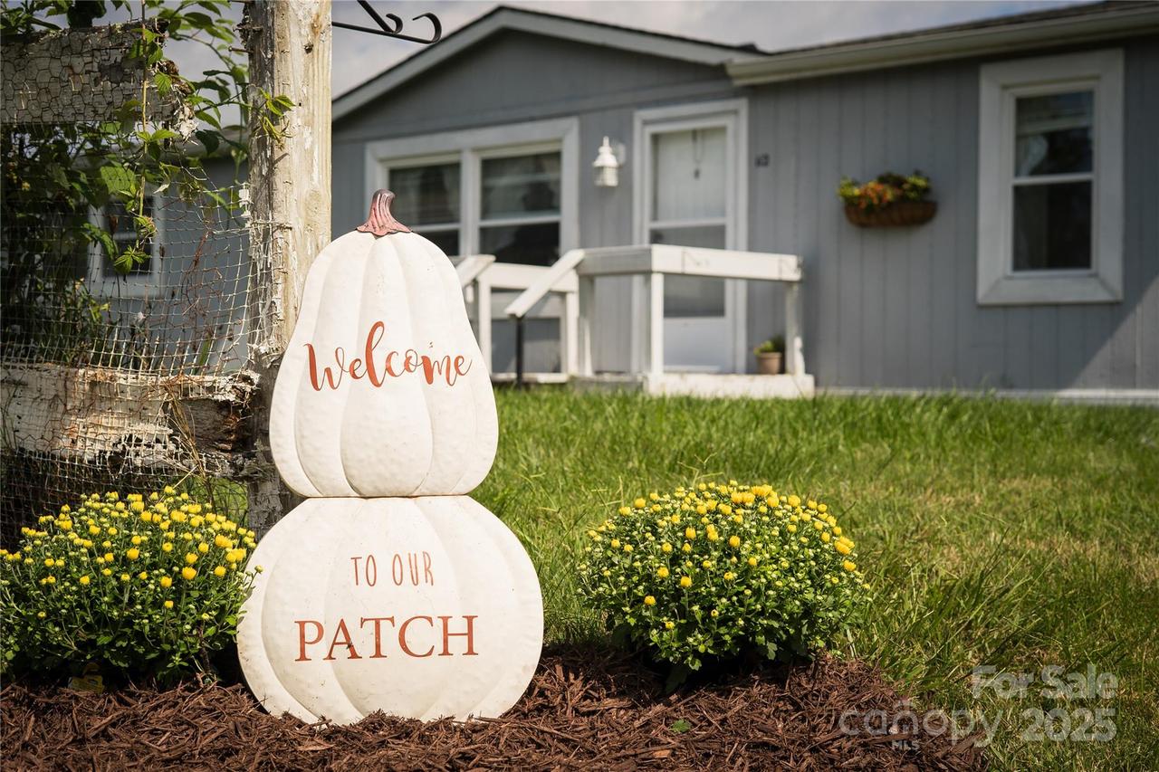 112 Melody St., Clyde, NC 28721