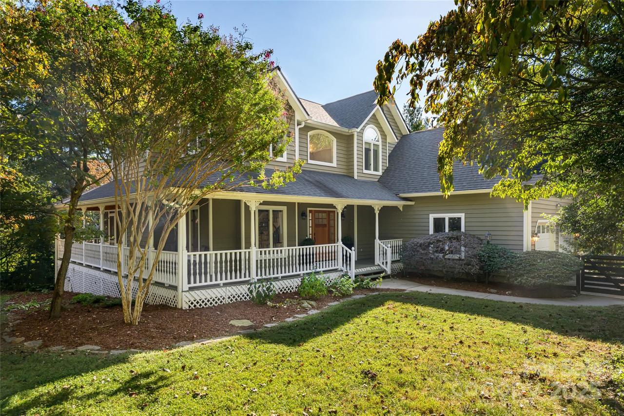 6 Shadowbrook Dr., Weaverville, NC 28787