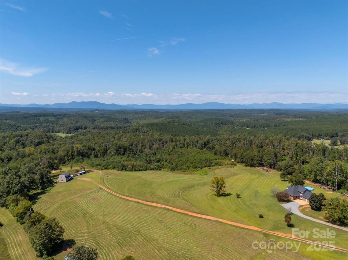 450 Big Gum Ct., Rutherfordton, NC 28139