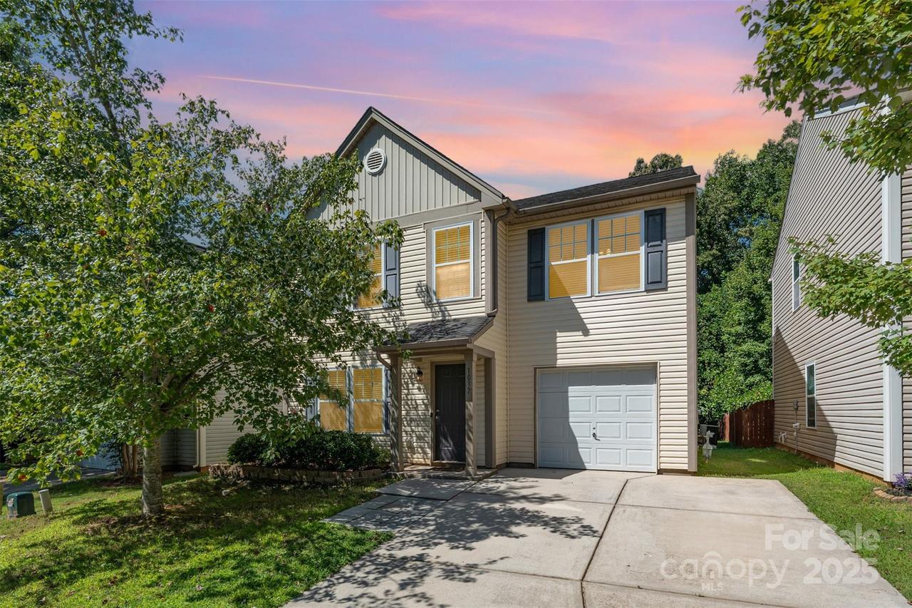 1037 Joselynn Dr., Gastonia, NC 28054