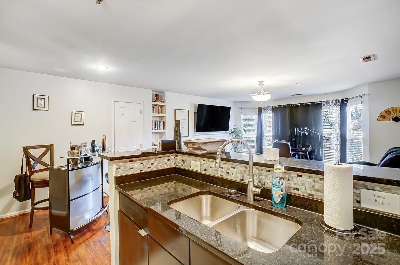 529 N Graham St., Charlotte, NC 28202