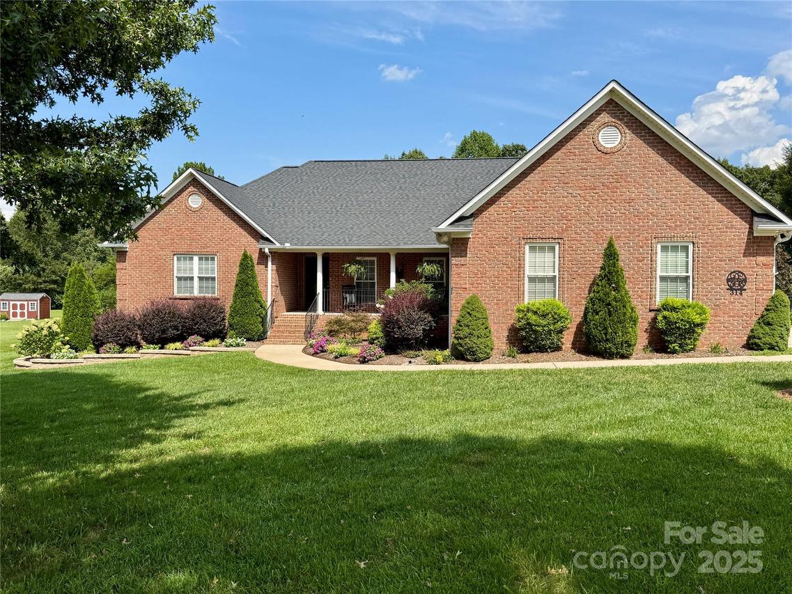 314 Davis Farm Dr., Salisbury, NC 28147