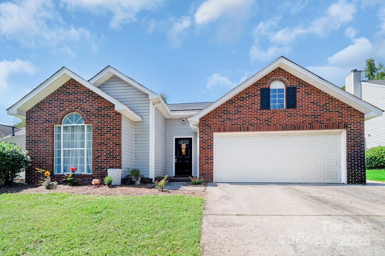 8123 Vermilion Dr., Charlotte, NC 28215