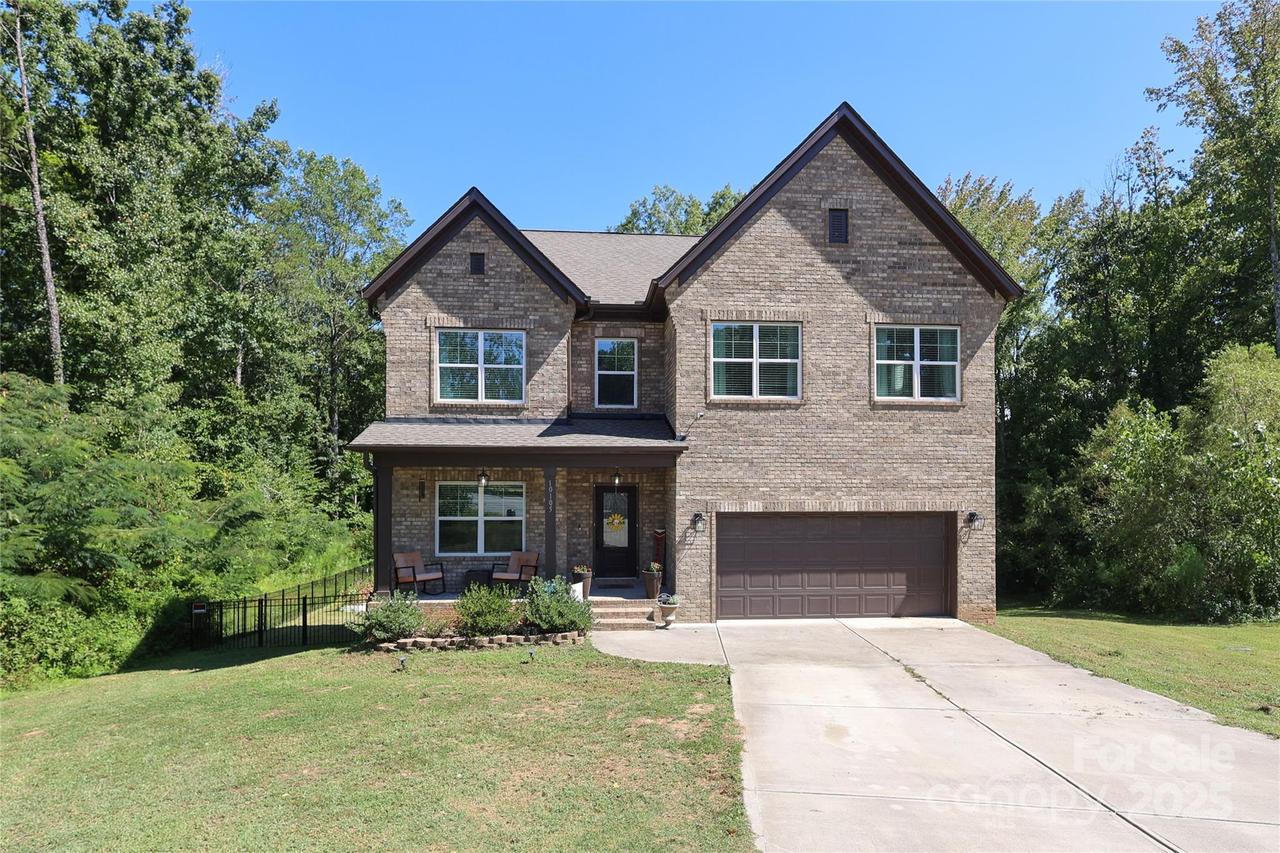 10105 Greenwood Ct. #27, Charlotte, NC 28215