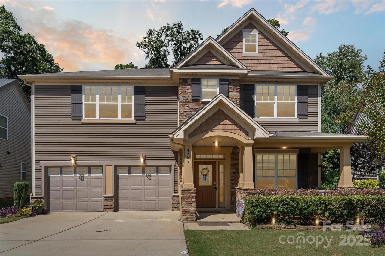 4322 Hubbard Falls Dr., Charlotte, NC 28269