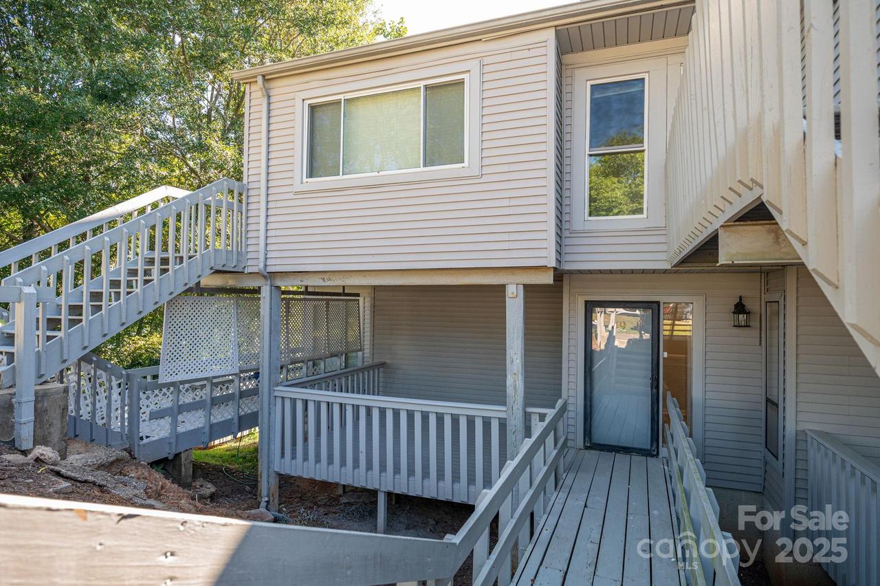 1050 21st Ave. #49, Hickory, NC 28601