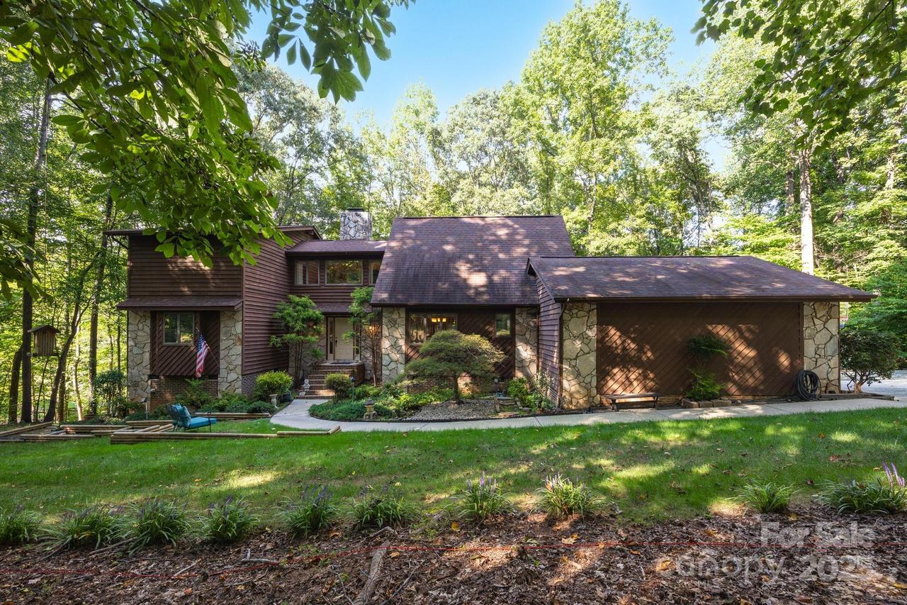9526 Goldsmith Ln., Mint Hill, NC 28227