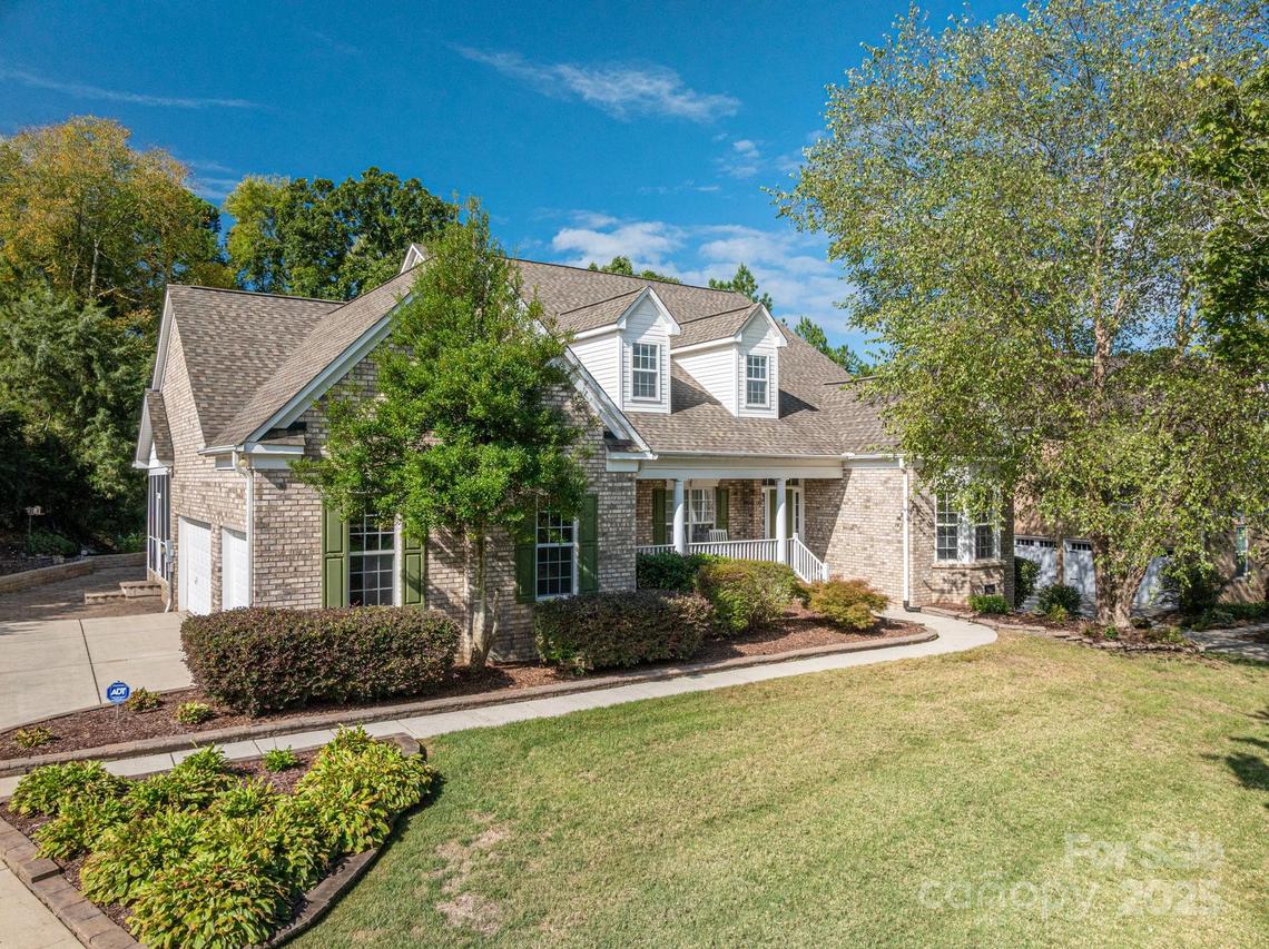 557 Keystone Ct., Concord, NC 28027