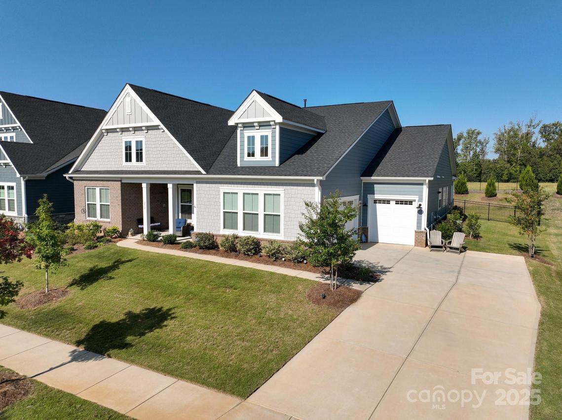 232 Lanyard Ln., Belmont, NC 28012