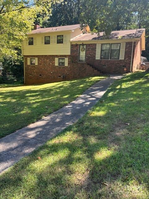 931 Pineborough Rd., Charlotte, NC 28212