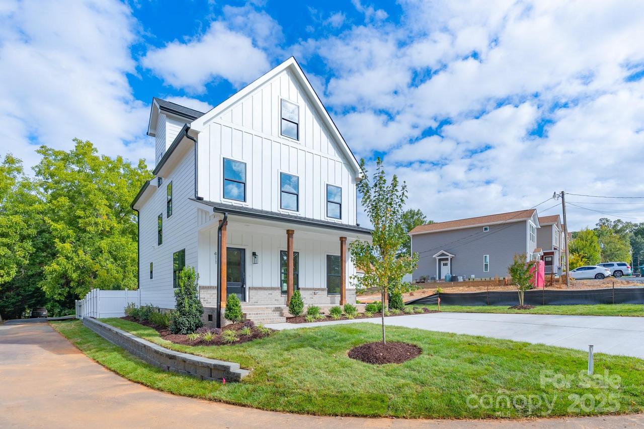 411 Brevard St., Waxhaw, NC 28173