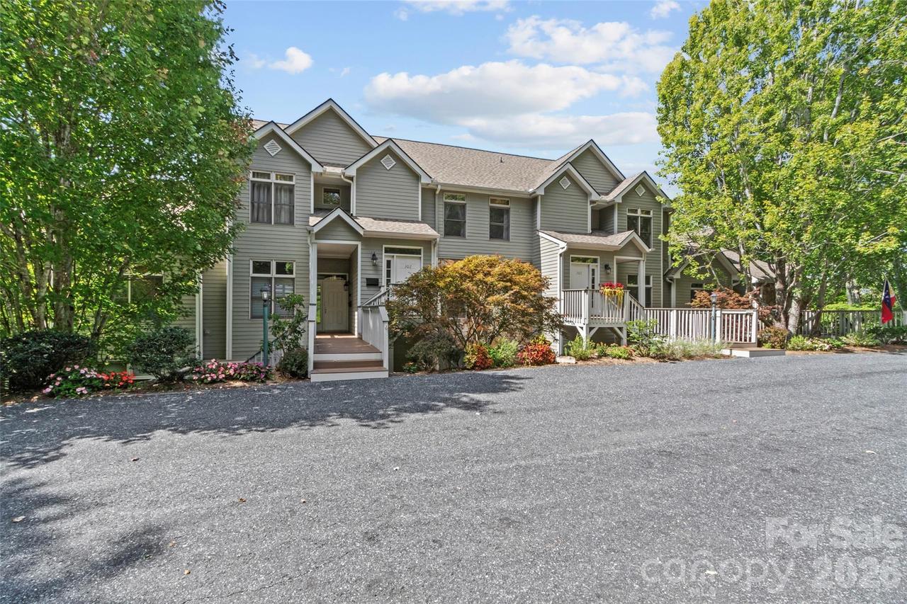 80 Stoney Falls Loop #3-202, Burnsville, NC 28714