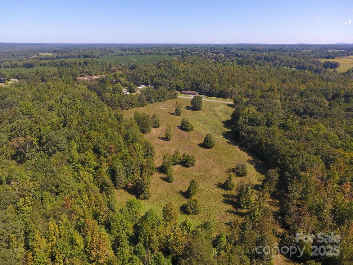 326 Mallard Dr., Grover, NC 28073