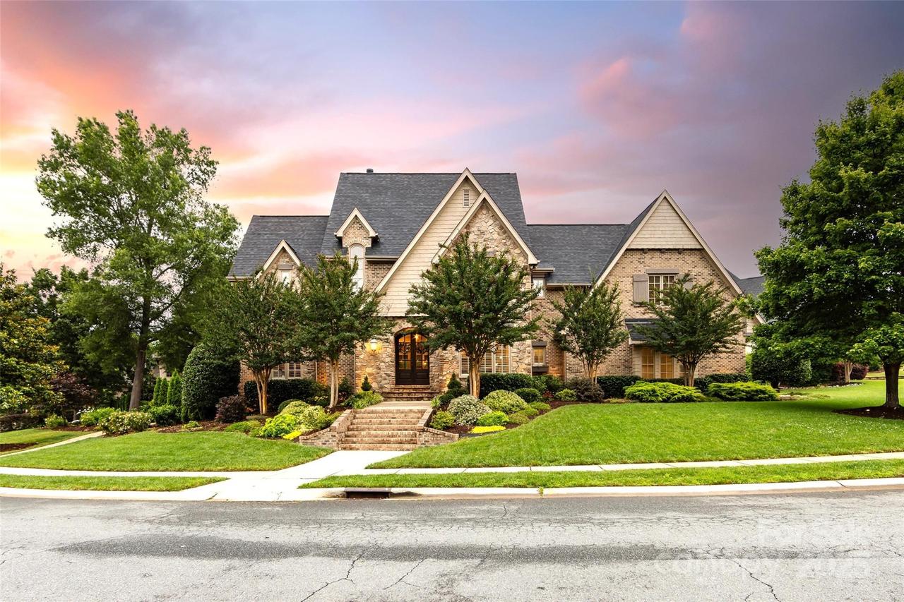 1220 Hadley Park Ln., Weddington, NC 28104