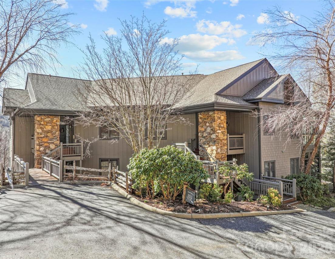 101 Spring Rock Rd. #B3, Burnsville, NC 28714