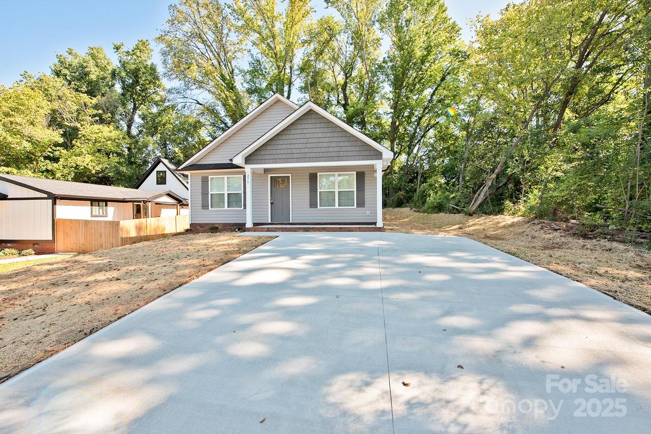 279 Melrose Dr., Concord, NC 28025