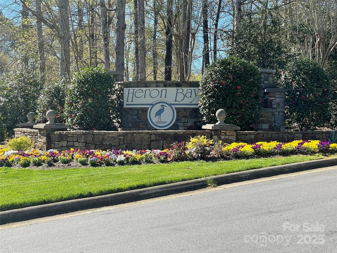 125 Whisper Lake Dr., New London, NC 28127