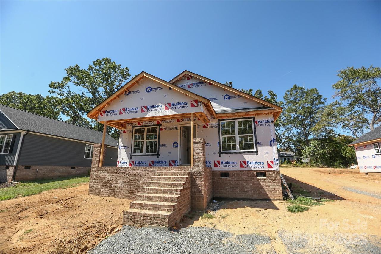 2653 Brady Ave., Kannapolis, NC 28083