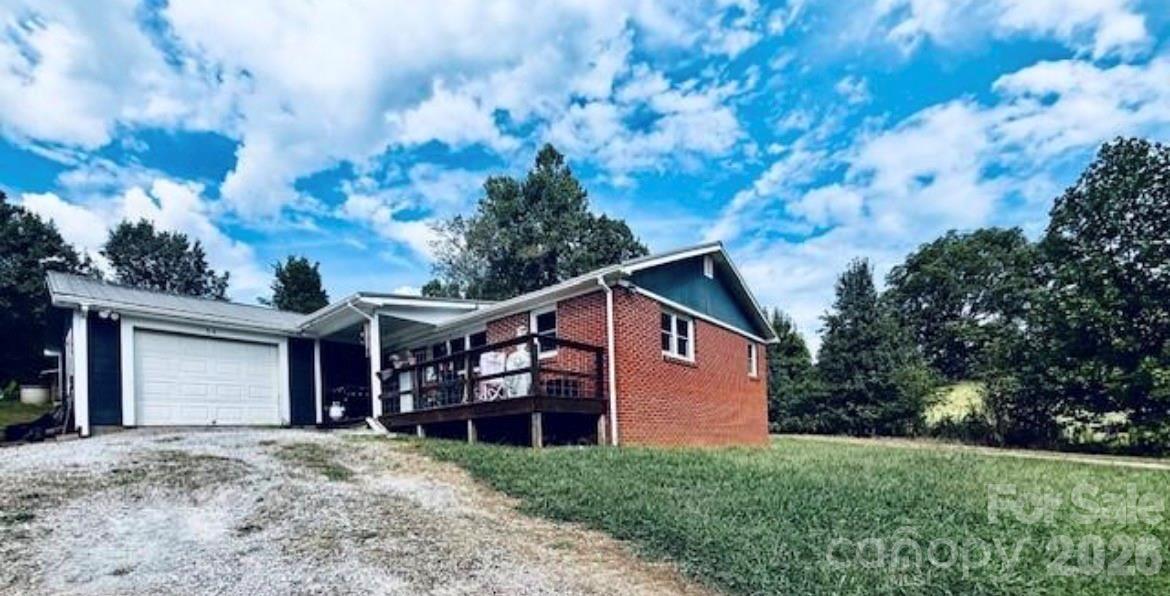 54 Dee Cable Dr., Marion, NC 28752