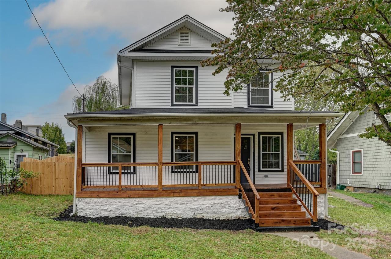 131 Woodrow Ave., Asheville, NC 28801