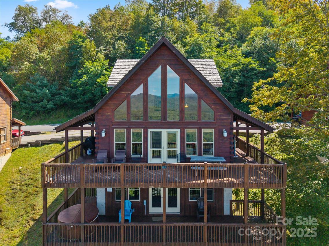 201 Scenic Wolf Dr., Mars Hill, NC 28754