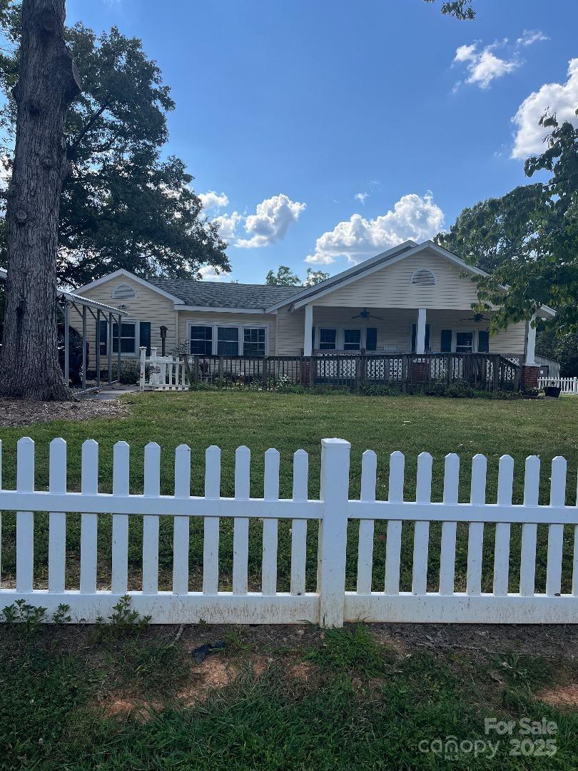 9404 Providence Rd., Waxhaw, NC 28173