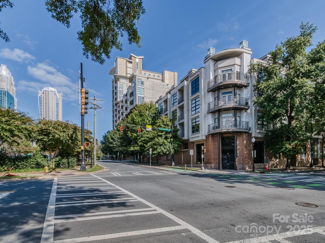 525 E Sixth St., Charlotte, NC 28202