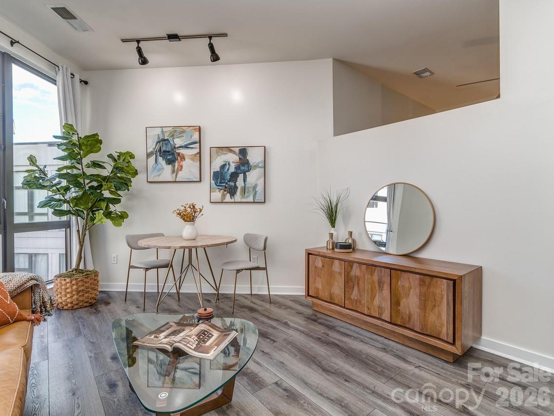 525 E Sixth St. #407, Charlotte, NC 28202