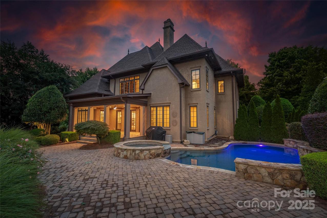 18843 Flat Shoals Dr., Cornelius, NC 28031