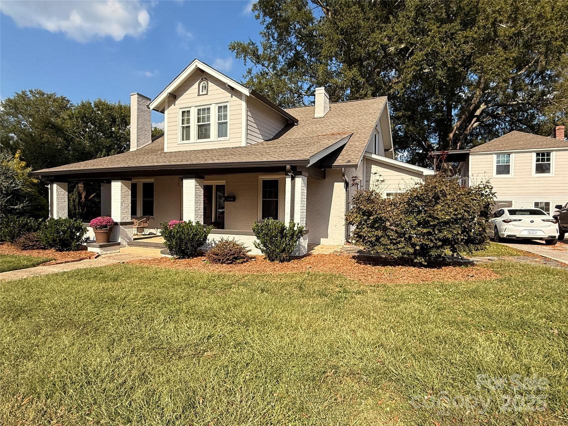 206 N Jacob St., Cherryville, NC 28021