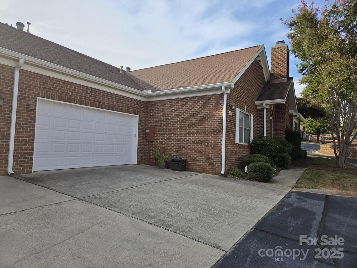 8543 Windsor Ridge Dr., Charlotte, NC 28277