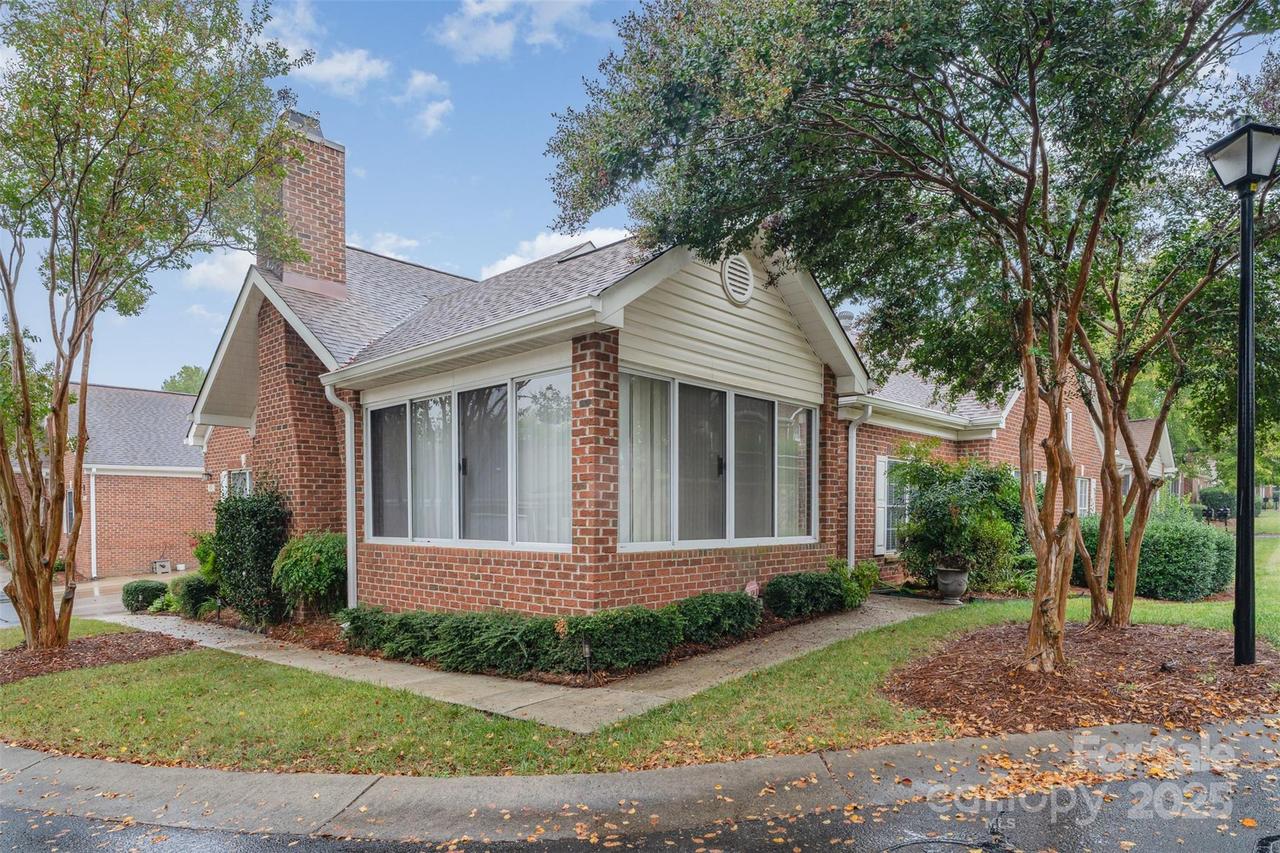 8543 Windsor Ridge Dr., Charlotte, NC 28277