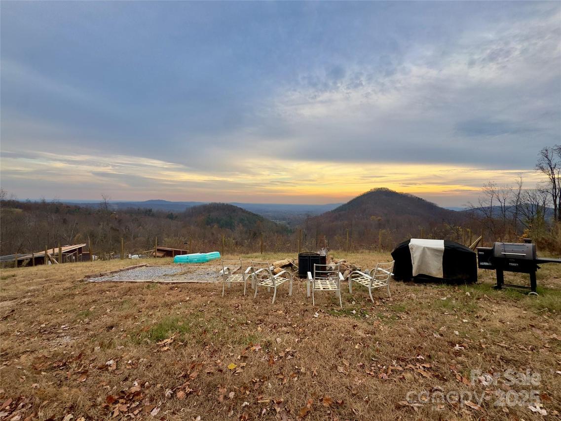 1627 Mount Hebron Church Ct., Taylorsville, NC 28681