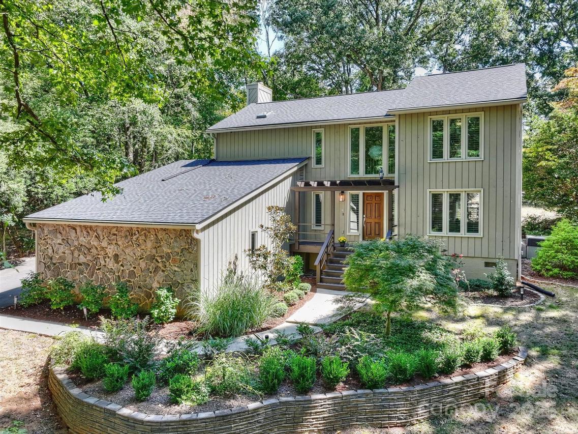 3023 Shallowood Ln., Charlotte, NC 28277