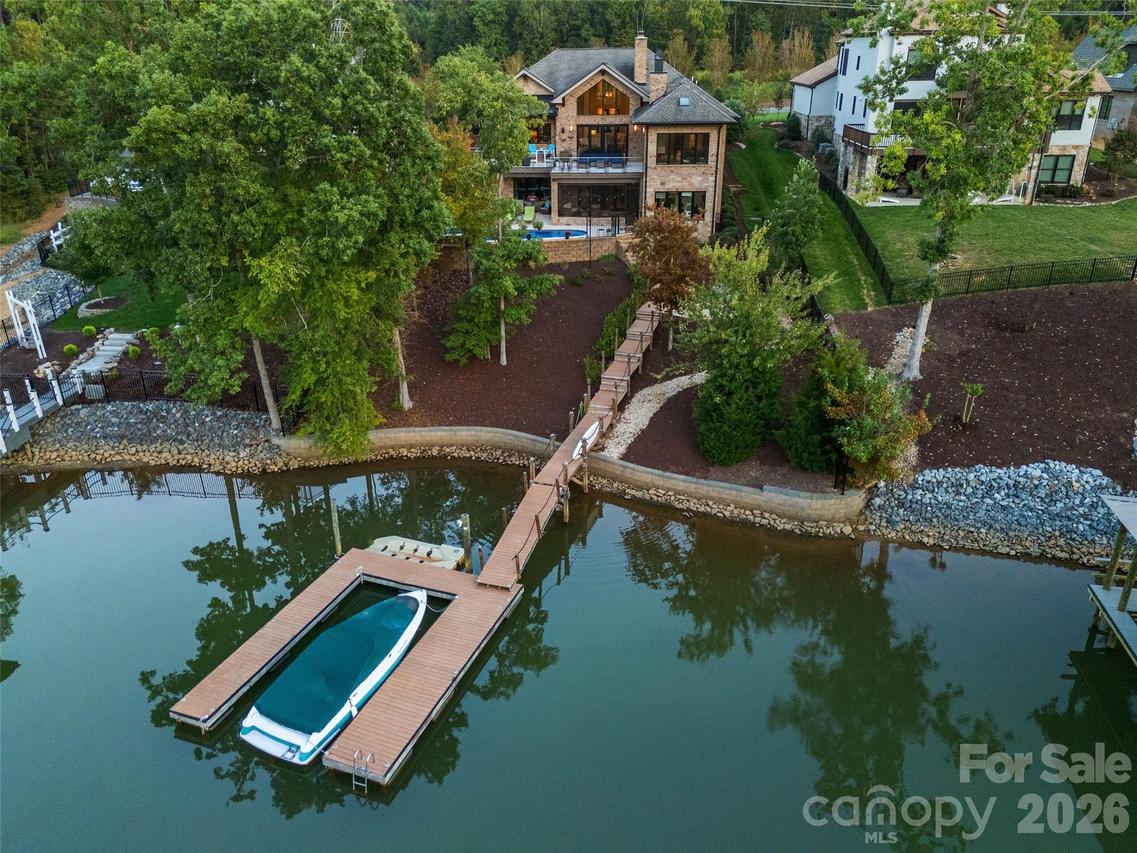 6032 Headlands Ct., Belmont, NC 28012