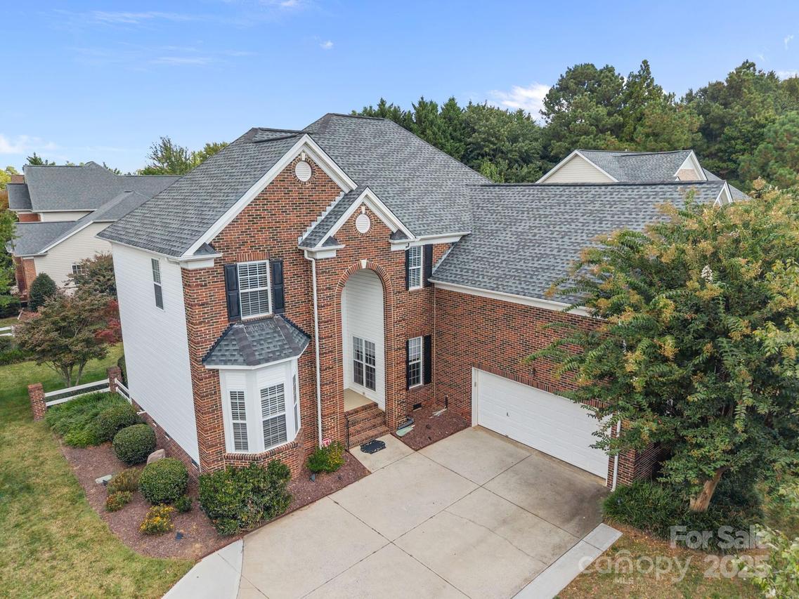 15012 Glenfinnan Dr., Charlotte, NC 28277