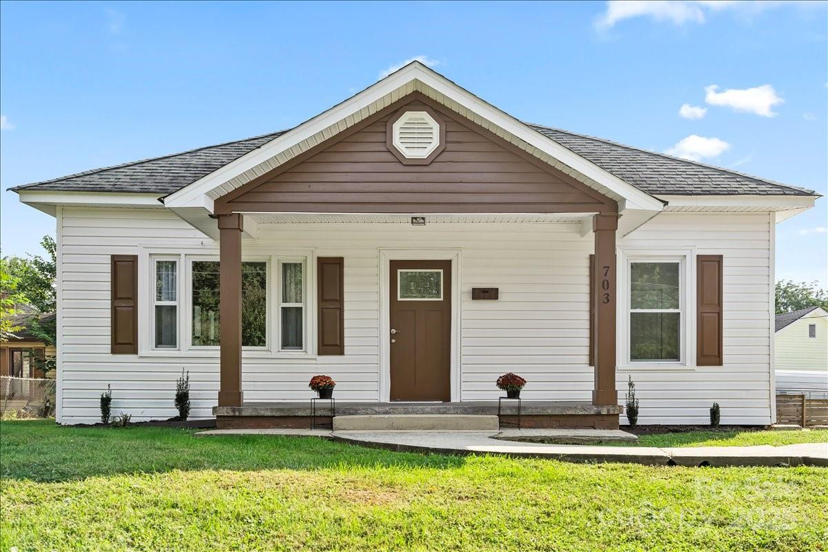 703 Rankin Ave., Mount Holly, NC 28120
