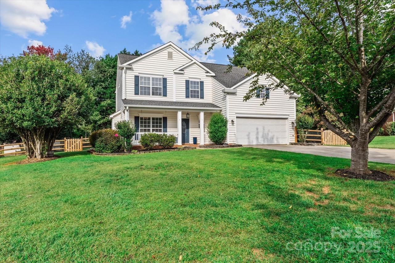 131 Spring Grove Dr., Mooresville, NC 28117