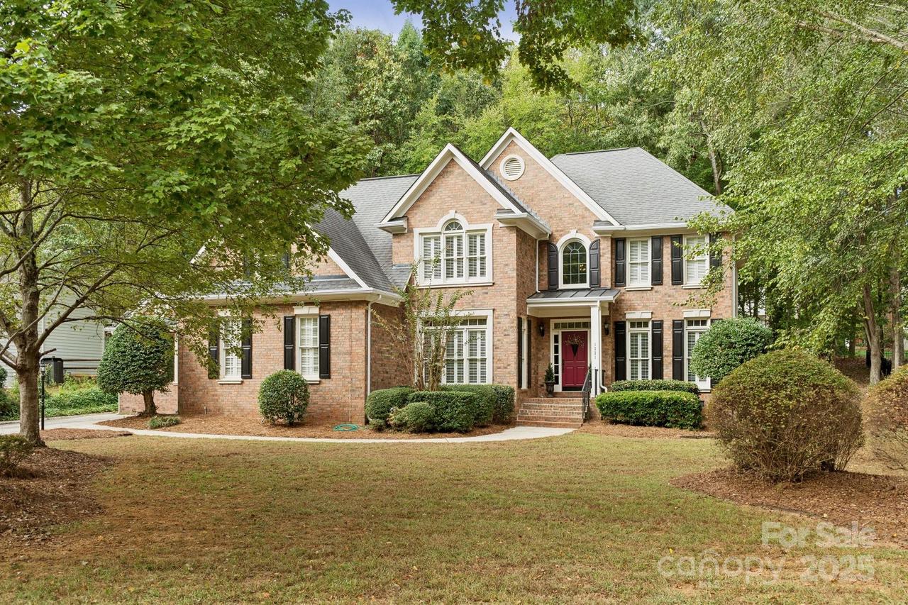 1221 Over Stream Ln., Matthews, NC 28105