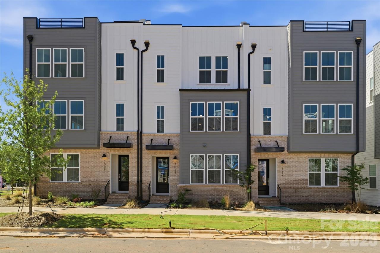 7013 Westrow Ave. #111, Charlotte, NC 28278