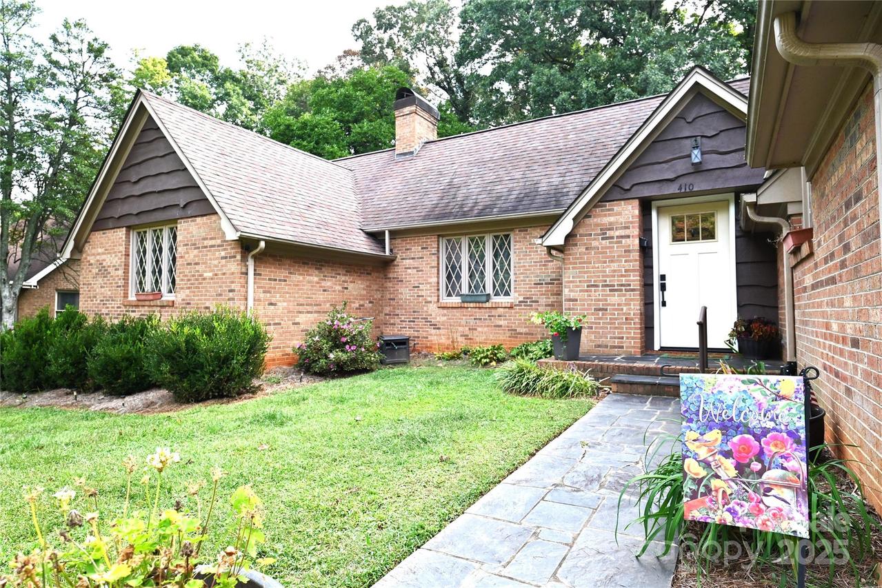 410 2nd Ave., Conover, NC 28613