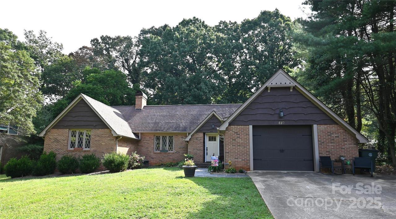 410 2nd Ave., Conover, NC 28613